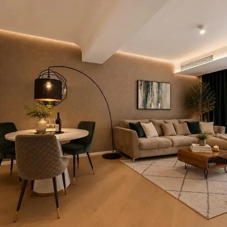 Designer 1br With Terrace In Cotroceni